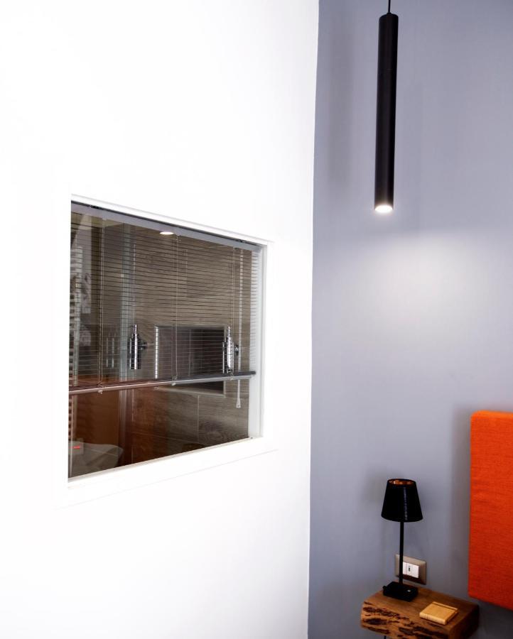 Scugnizzo Apartment Luxury Home Naples Luaran gambar