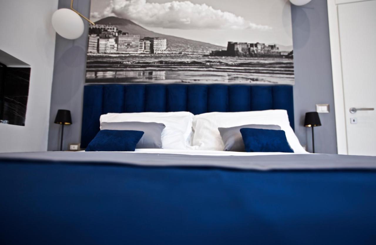 Scugnizzo Apartment Luxury Home Naples Luaran gambar