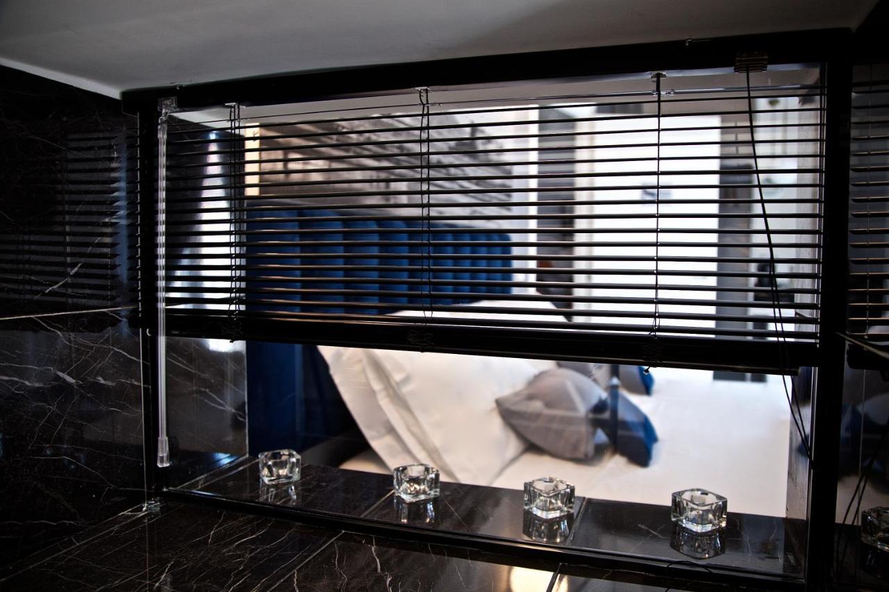 Scugnizzo Apartment Luxury Home Naples Luaran gambar