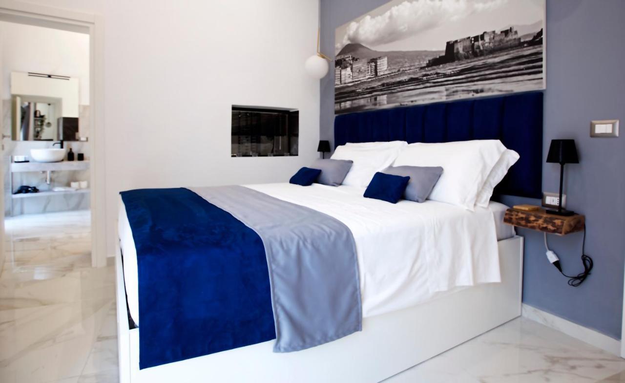 Scugnizzo Apartment Luxury Home Naples Luaran gambar