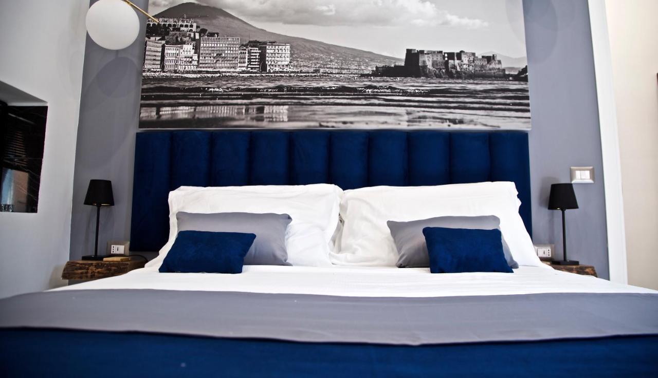 Scugnizzo Apartment Luxury Home Naples Luaran gambar