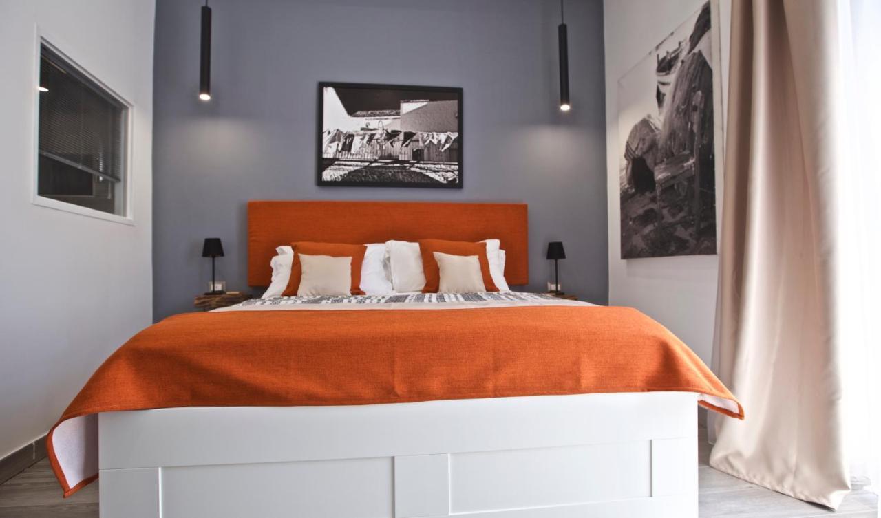 Scugnizzo Apartment Luxury Home Naples Luaran gambar