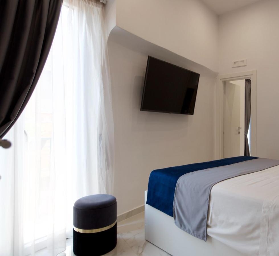 Scugnizzo Apartment Luxury Home Naples Luaran gambar