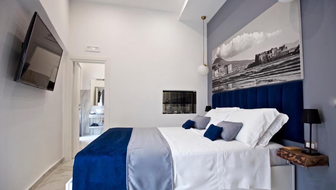 Scugnizzo Apartment Luxury Home Naples Luaran gambar
