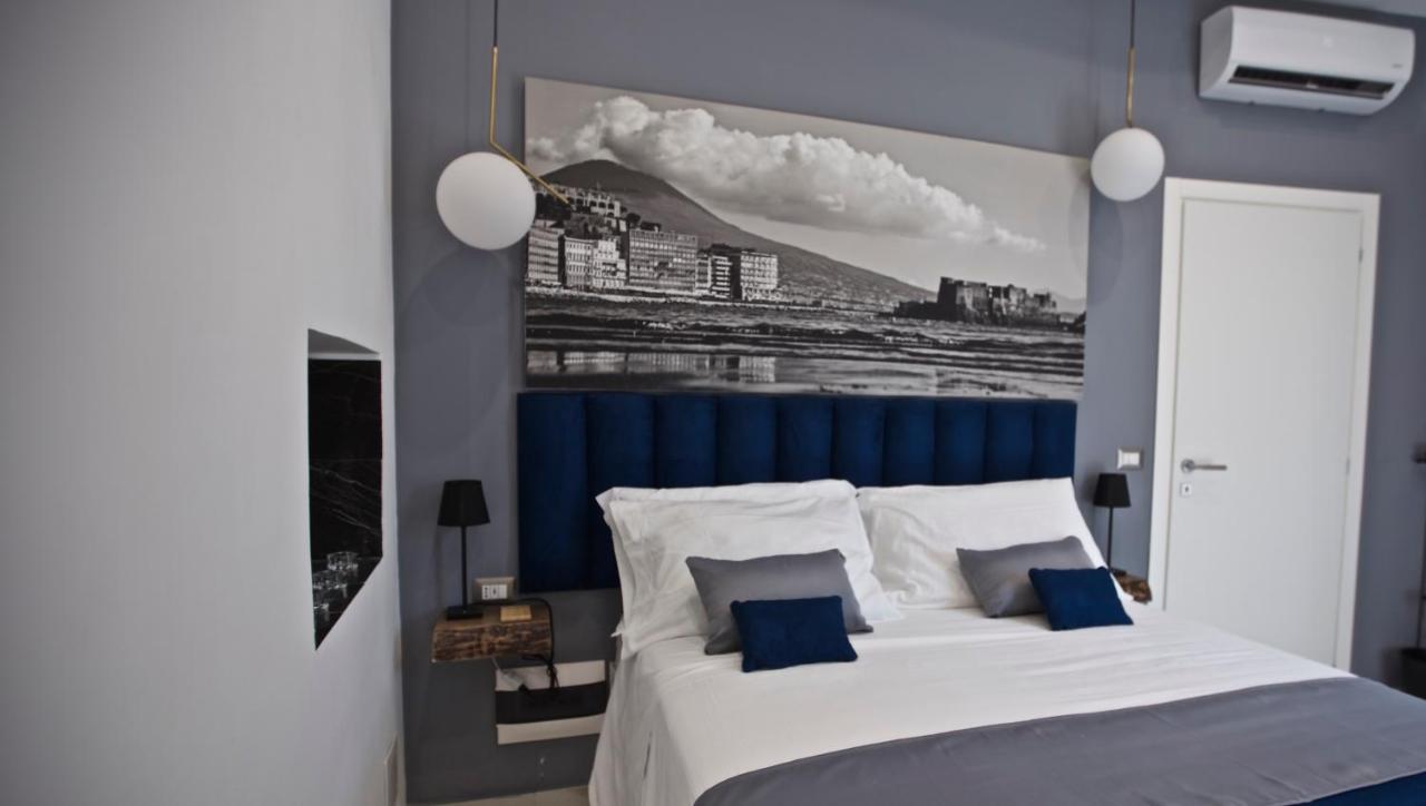 Scugnizzo Apartment Luxury Home Naples Luaran gambar